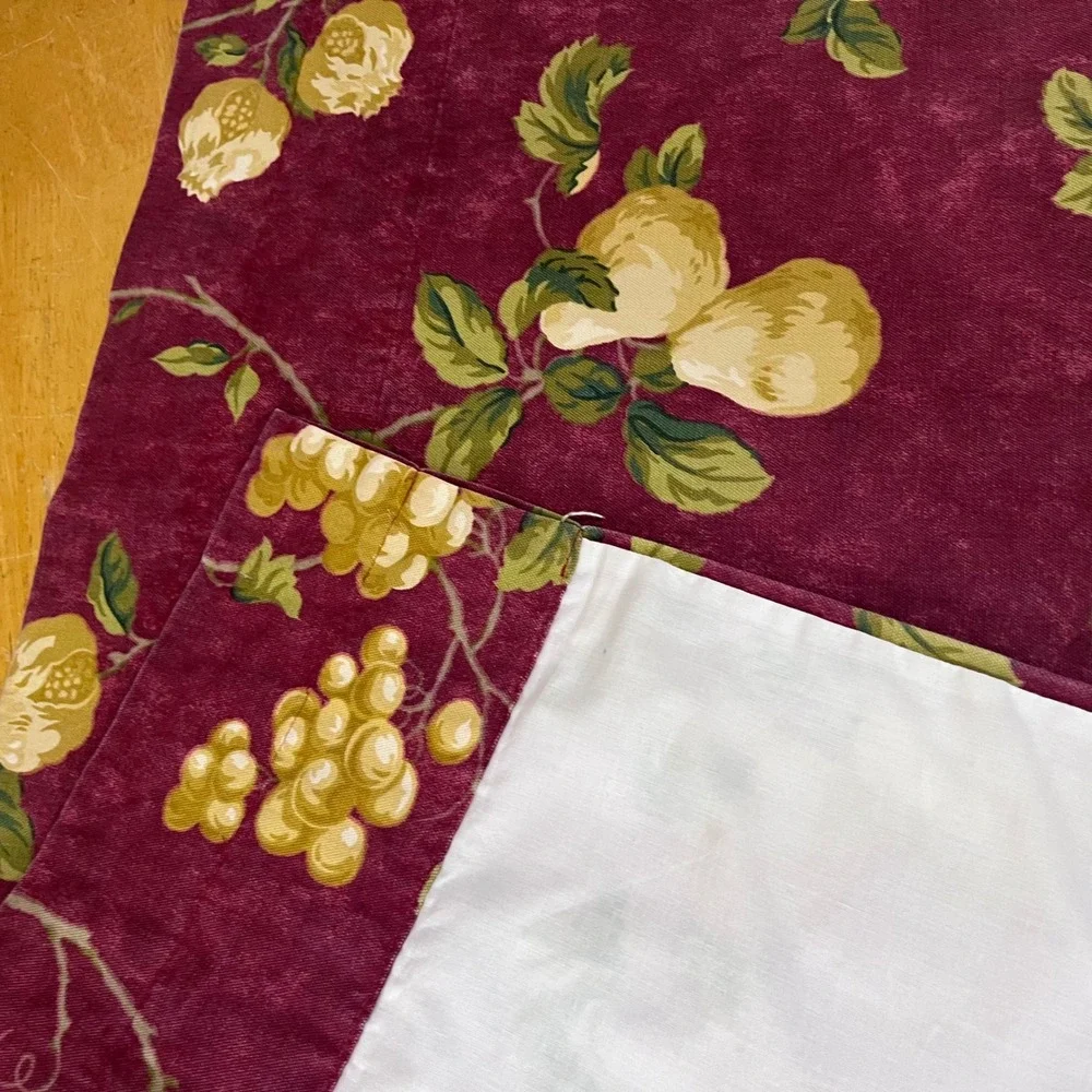 Vtg‎ Waverly Home Minstral Buckingham Burgundy Fruit Scalloped Valance 80x20